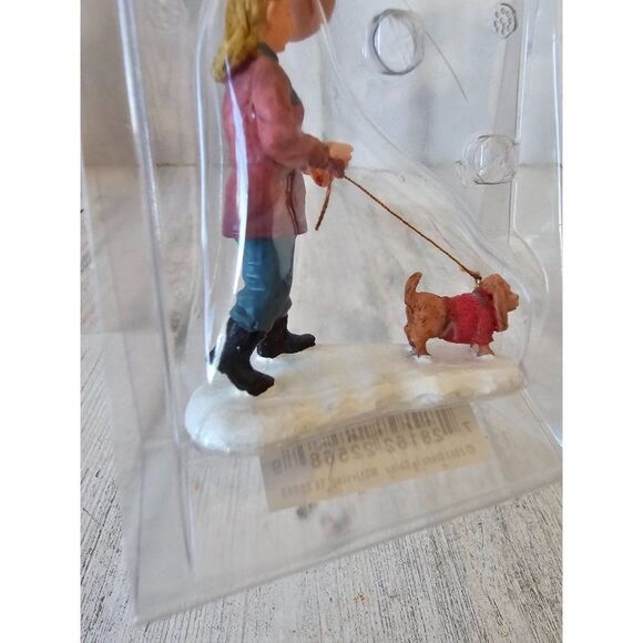 Lemax strolling with pooch dog walker people figurine village 2002 new - Picture 5 of 5